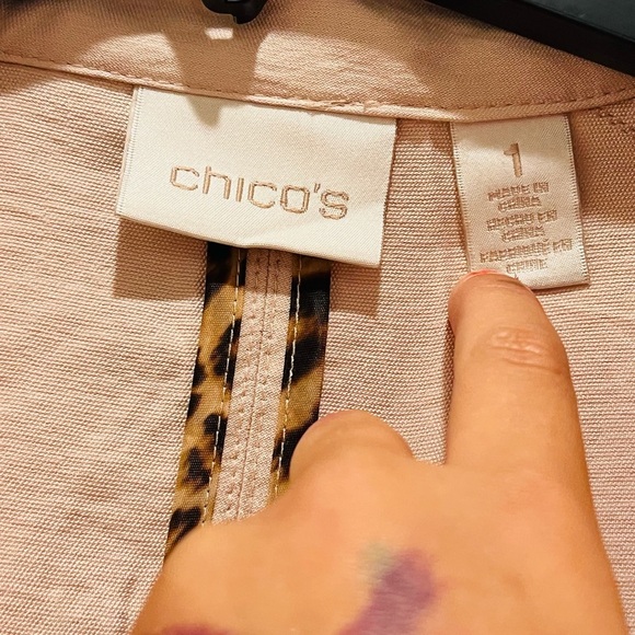 Chico's size 1 champagne jacket - Picture 2 of 3